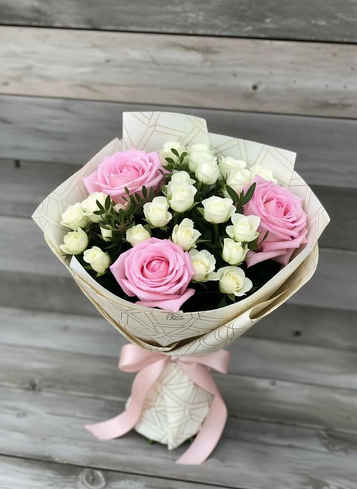 Букет цветов из: Розы в Дубинино