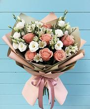 Букет цветов из:  Розы, Альстромерии и Лизиантусы #REPLACE_PRED# Дубинино