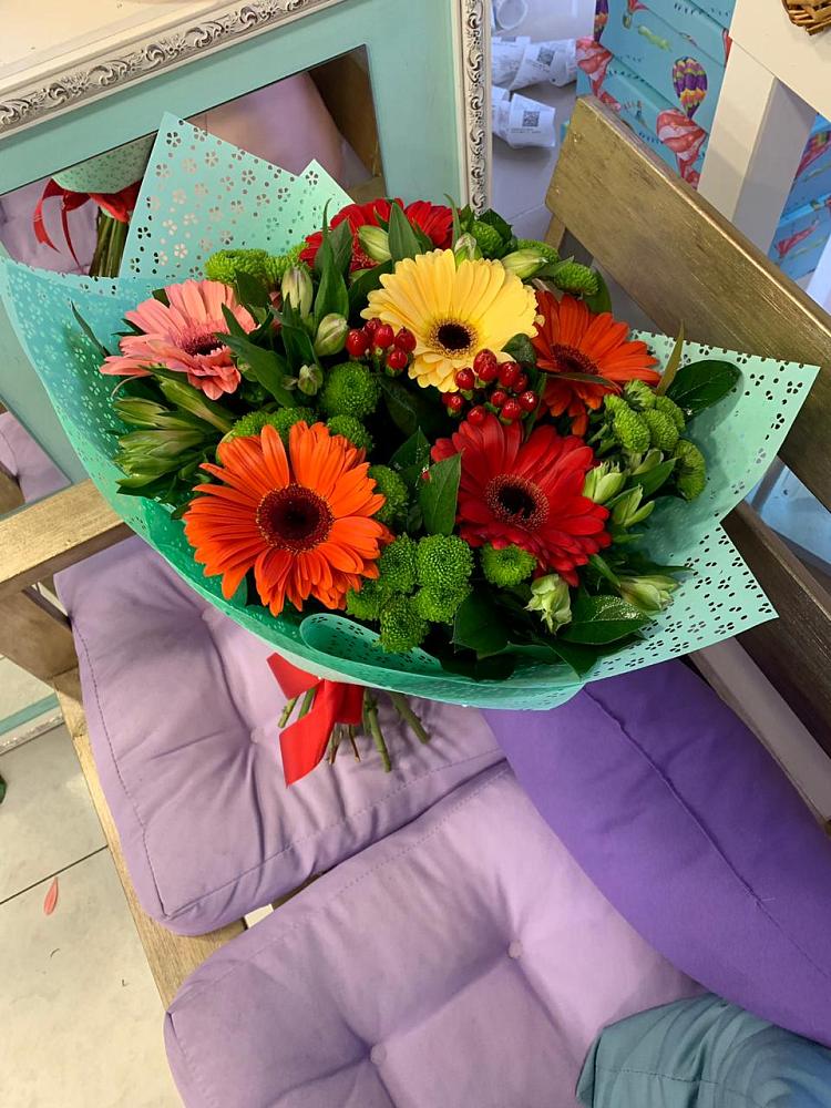 Букет цветов из: Герберы, Хризантемы и Альстромерии в Дубинино
