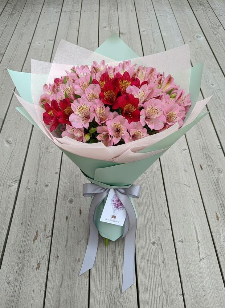 Букет цветов из: Альстромерии в Дубинино