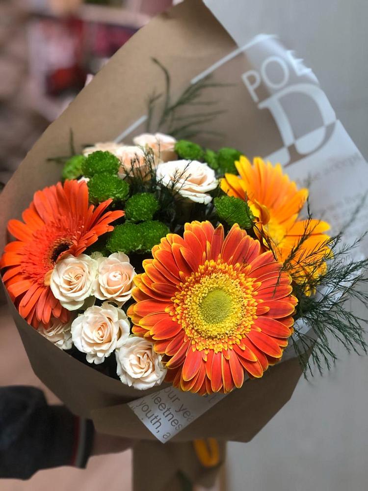 Букет цветов из: Герберы, Хризантемы и Розы в Дубинино
