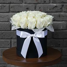 Цветочная композиция из Розы в шляпной коробке в Дубинино